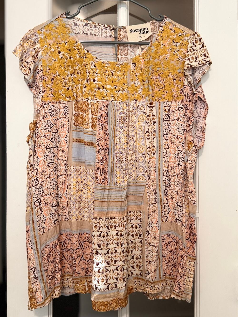 Savanna Jane floral embroidered patch work flutter sleeve top NWT 2X